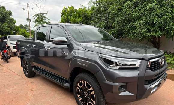 Buy Used Toyota Hilux Other Car in Vientiane in Vientiane Province Buy Used Toyota Hilux Other Car in Vientiane in Vientiane Province