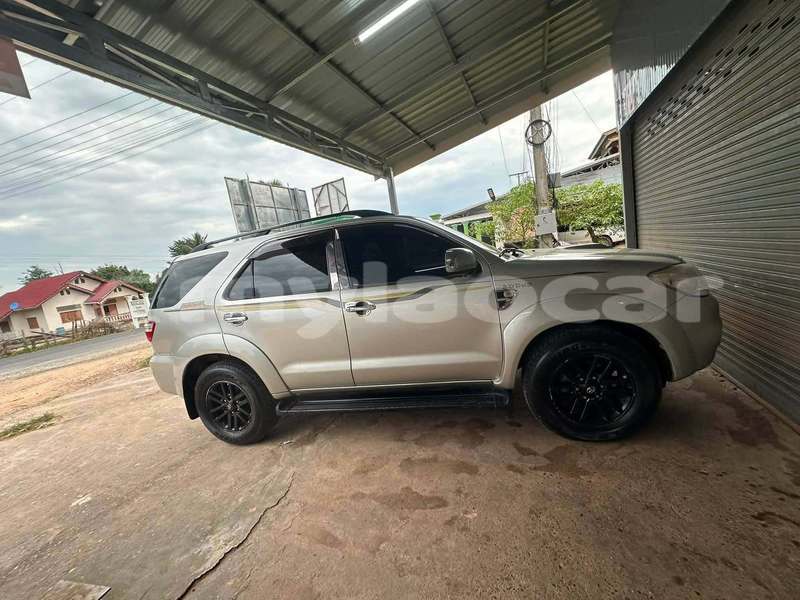 Big with watermark toyota fortuner vientiane province vientiane 7579