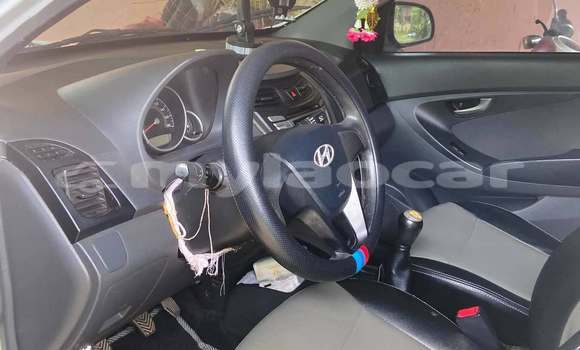 Buy Used Hyundai EON White Car in Vientiane in Vientiane Province Buy Used Hyundai EON White Car in Vientiane in Vientiane Province