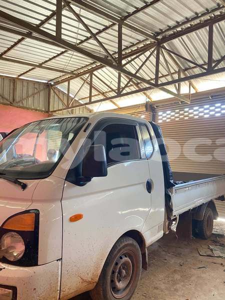 Big with watermark kia avella vientiane province vientiane 7581