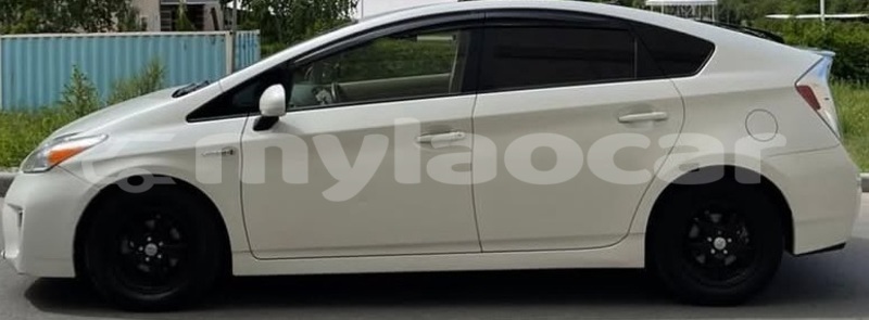 Big with watermark toyota prius vientiane province vientiane 7583