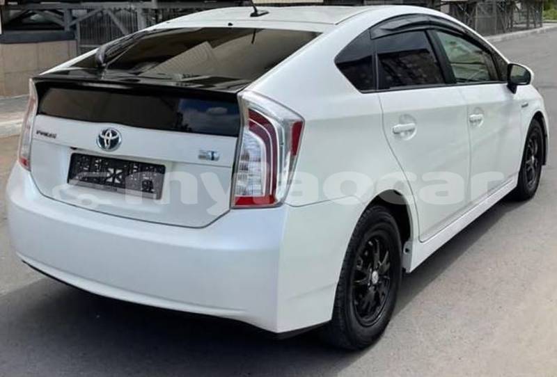 Big with watermark toyota prius vientiane province vientiane 7583