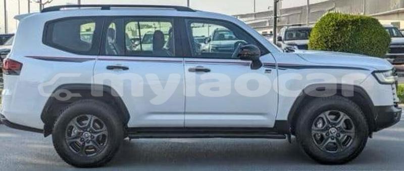 Big with watermark toyota land cruiser vientiane province vientiane 7585