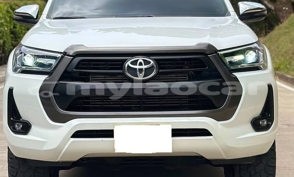 ຊື້ ໃຊ້ແລ້ວ Toyota Hilux White ລົດ ໃນ Vientiane ໃນ Vientiane Province ຊື້ ໃຊ້ແລ້ວ Toyota Hilux White ລົດ ໃນ Vientiane ໃນ Vientiane Province