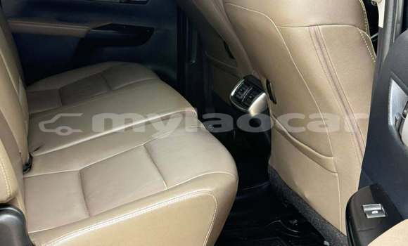 Buy Used Toyota Hilux Black Car in Luang Namtha in Luang Namtha Province Buy Used Toyota Hilux Black Car in Luang Namtha in Luang Namtha Province