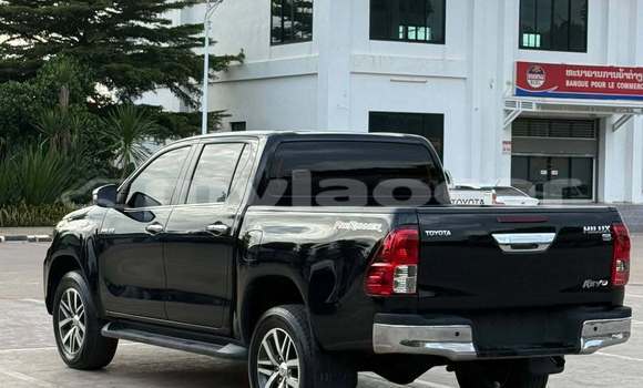 Buy Used Toyota Hilux Black Car in Luang Namtha in Luang Namtha Province Buy Used Toyota Hilux Black Car in Luang Namtha in Luang Namtha Province