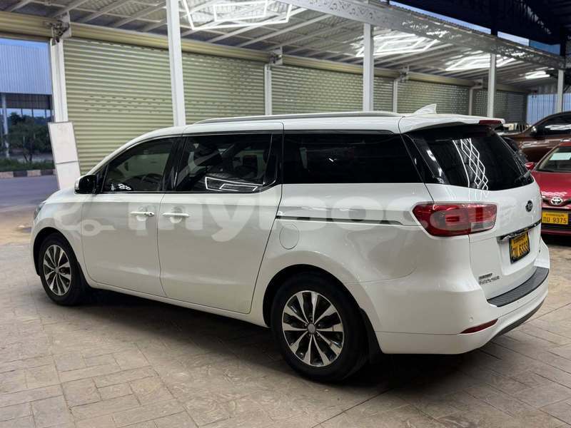 Big with watermark kia sedona vientiane province vientiane 7600