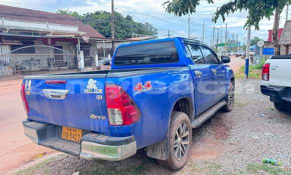 Buy Used Toyota Hiluxe Revo Blue Car in Vientiane in Vientiane Province Buy Used Toyota Hiluxe Revo Blue Car in Vientiane in Vientiane Province