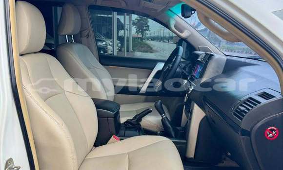 ຊື້ ໃຊ້ແລ້ວ Toyota Prado White ລົດ ໃນ Vientiane ໃນ Vientiane Province ຊື້ ໃຊ້ແລ້ວ Toyota Prado White ລົດ ໃນ Vientiane ໃນ Vientiane Province