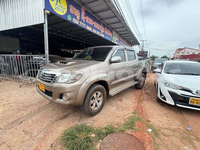 Big with watermark toyota hilux vientiane province vientiane 7611