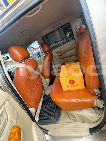 Big with watermark toyota hilux vientiane province vientiane 7611