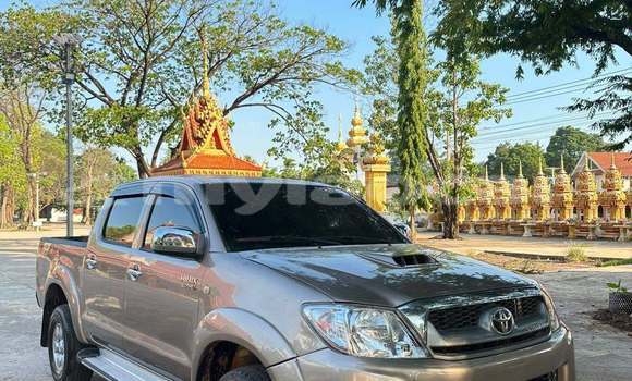 Buy Used Toyota Hilux Other Car in Vientiane in Vientiane Province Buy Used Toyota Hilux Other Car in Vientiane in Vientiane Province