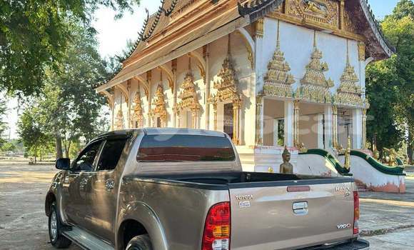 Buy Used Toyota Hilux Other Car in Vientiane in Vientiane Province Buy Used Toyota Hilux Other Car in Vientiane in Vientiane Province