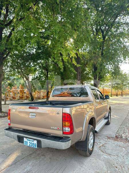 Big with watermark toyota hilux vientiane province vientiane 7615