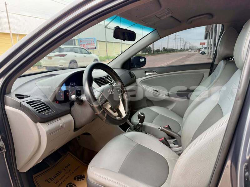 Big with watermark hyundai accent vientiane province vientiane 7616