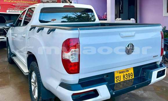 Buy Used MG 5 White Car in Vientiane in Vientiane Province Buy Used MG 5 White Car in Vientiane in Vientiane Province
