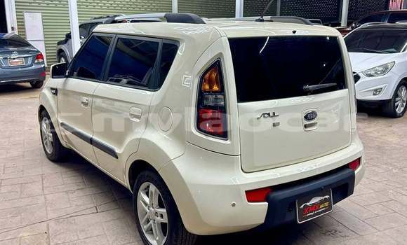 ຊື້ ໃຊ້ແລ້ວ Kia Soul White ລົດ ໃນ Vientiane ໃນ Vientiane Province ຊື້ ໃຊ້ແລ້ວ Kia Soul White ລົດ ໃນ Vientiane ໃນ Vientiane Province