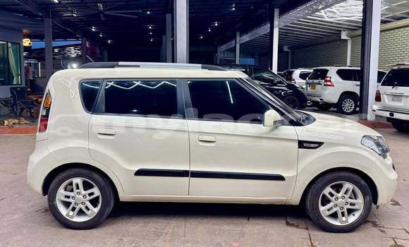 ຊື້ ໃຊ້ແລ້ວ Kia Soul White ລົດ ໃນ Vientiane ໃນ Vientiane Province ຊື້ ໃຊ້ແລ້ວ Kia Soul White ລົດ ໃນ Vientiane ໃນ Vientiane Province