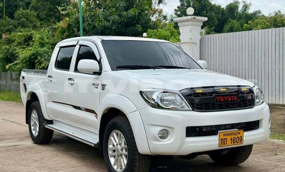 ຊື້ ໃຊ້ແລ້ວ Toyota Hilux White ລົດ ໃນ Vientiane ໃນ Vientiane Province ຊື້ ໃຊ້ແລ້ວ Toyota Hilux White ລົດ ໃນ Vientiane ໃນ Vientiane Province