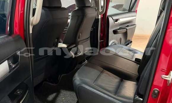 Buy Used Toyota LiteAce Red Car in Vientiane in Vientiane Province Buy Used Toyota LiteAce Red Car in Vientiane in Vientiane Province