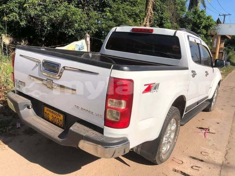 Big with watermark chevrolet s 10 pickup vientiane province vientiane 7643