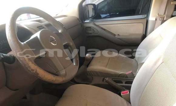 Buy Used Nissan Frontier Black Car in Vientiane in Vientiane Province Buy Used Nissan Frontier Black Car in Vientiane in Vientiane Province