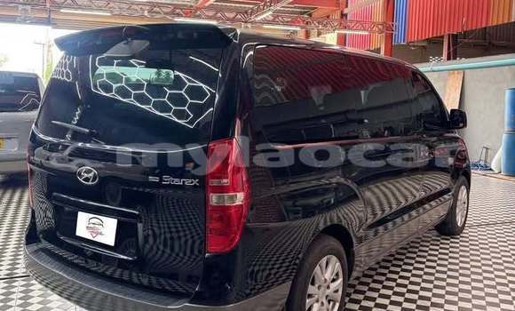Buy Used Hyundai Grand Starex Black Car in Vientiane in Vientiane Province Buy Used Hyundai Grand Starex Black Car in Vientiane in Vientiane Province