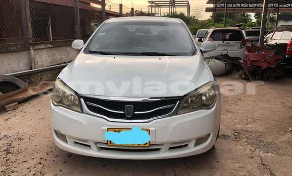 Buy Used MG 6 White Car in Import - Dubai in Attapeu Province