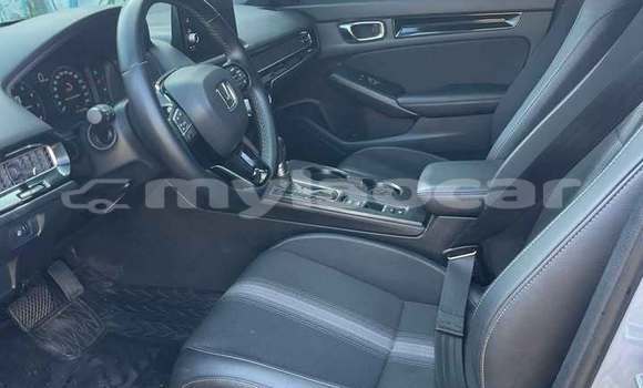 Buy Used Kia Rio White Car in Vientiane in Vientiane Province