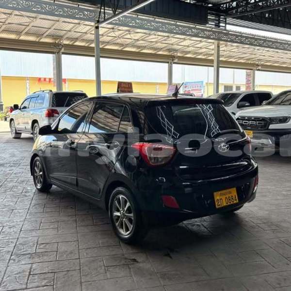 Big with watermark hyundai grandeur vientiane province vientiane 7674