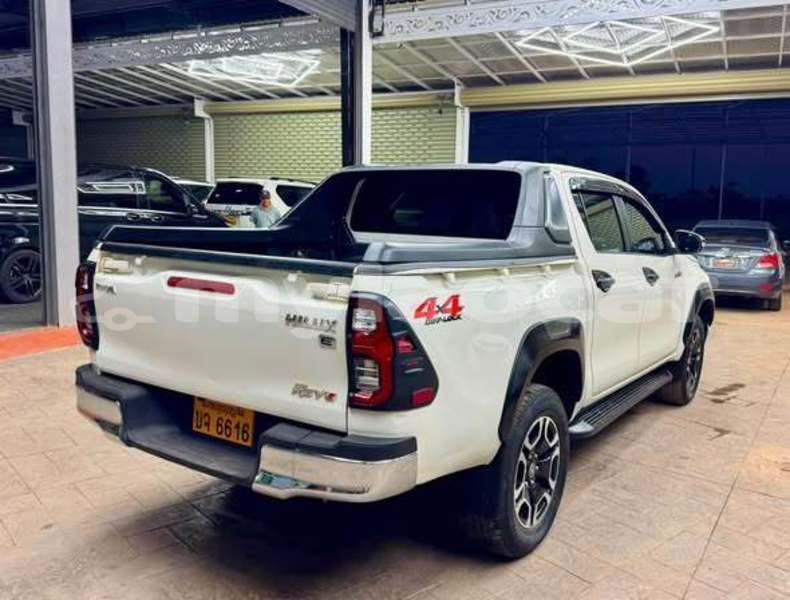Big with watermark toyota hilux vientiane province vientiane 7675