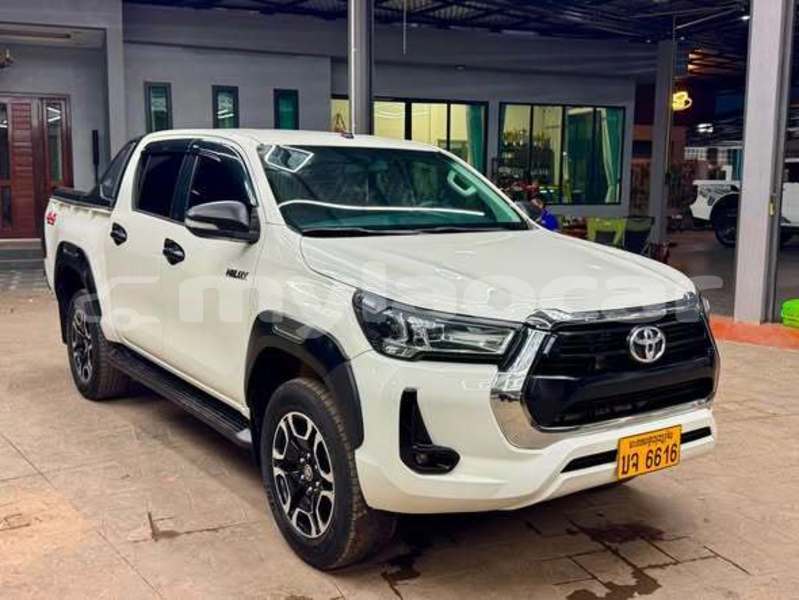 Big with watermark toyota hilux vientiane province vientiane 7675