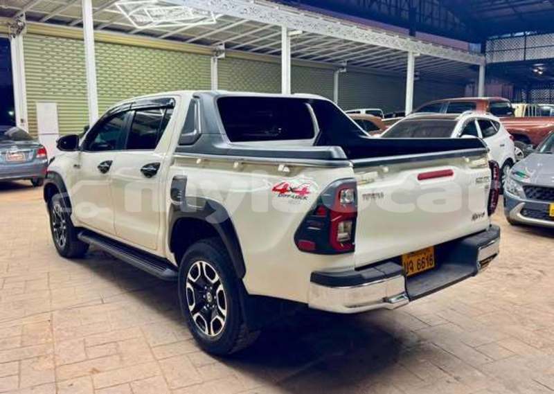 Big with watermark toyota hilux vientiane province vientiane 7675