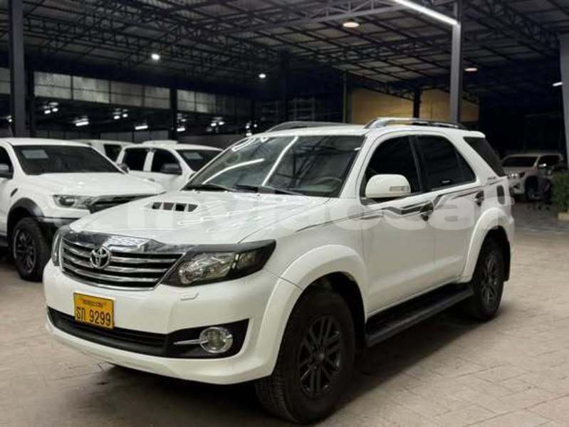Big with watermark toyota fortuner vientiane province vientiane 7680