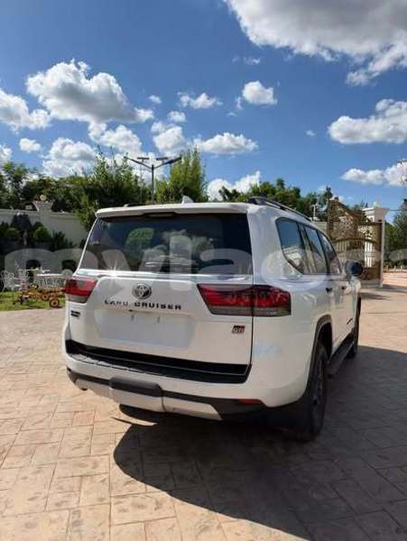 Big with watermark toyota land cruiser prado vientiane province vientiane 7685