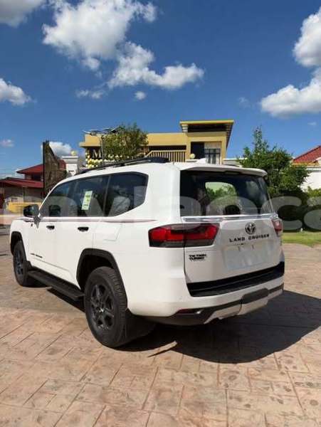Big with watermark toyota land cruiser prado vientiane province vientiane 7685