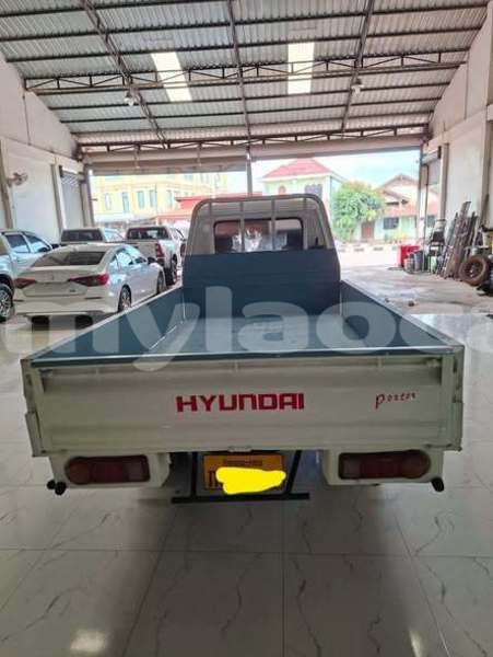 Big with watermark hyundai accent vientiane province vientiane 7689
