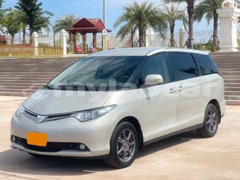 Big with watermark toyota previa vientiane province vientiane 7690