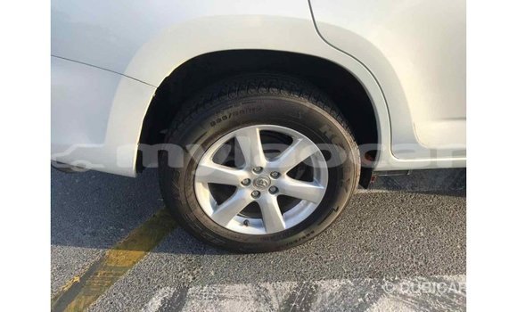 Buy Import Toyota HiAce White Truck in Import - Dubai in Attapeu Province Buy Import Toyota HiAce White Truck in Import - Dubai in Attapeu Province