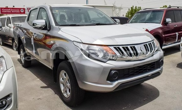 Buy Import Mitsubishi L200 Other Car in Import - Dubai in Attapeu Province