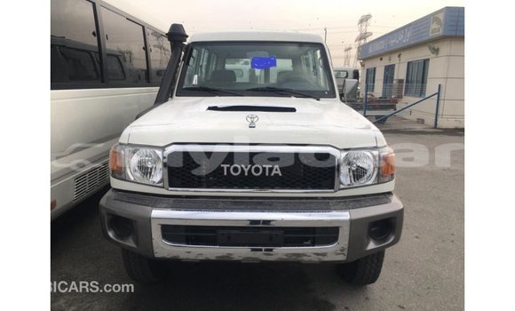 Buy Import Toyota Land Cruiser White Car in Import - Dubai in Attapeu Province Buy Import Toyota Land Cruiser White Car in Import - Dubai in Attapeu Province