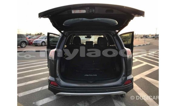 Buy Import Toyota HiAce Black Truck in Import - Dubai in Attapeu Province Buy Import Toyota HiAce Black Truck in Import - Dubai in Attapeu Province
