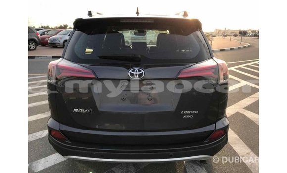 Buy Import Toyota HiAce Black Truck in Import - Dubai in Attapeu Province Buy Import Toyota HiAce Black Truck in Import - Dubai in Attapeu Province