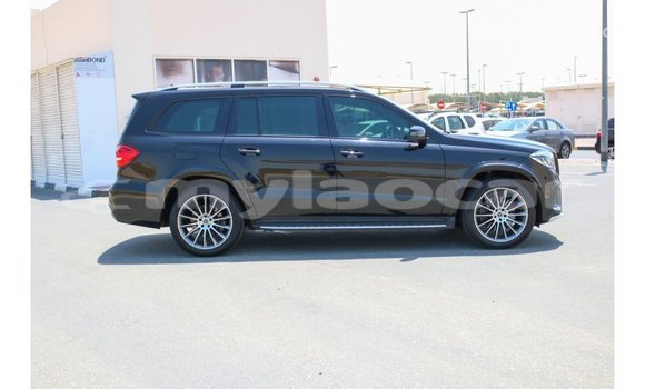 Buy Import Mercedes-Benz 190 (W201) Black Car in Import - Dubai in Attapeu Province Buy Import Mercedes-Benz 190 (W201) Black Car in Import - Dubai in Attapeu Province