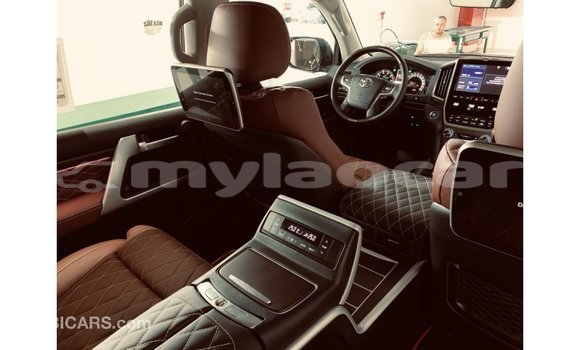 Buy Import Toyota Land Cruiser Black Car in Import - Dubai in Attapeu Province Buy Import Toyota Land Cruiser Black Car in Import - Dubai in Attapeu Province
