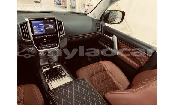 Buy Import Toyota Land Cruiser Black Car in Import - Dubai in Attapeu Province Buy Import Toyota Land Cruiser Black Car in Import - Dubai in Attapeu Province
