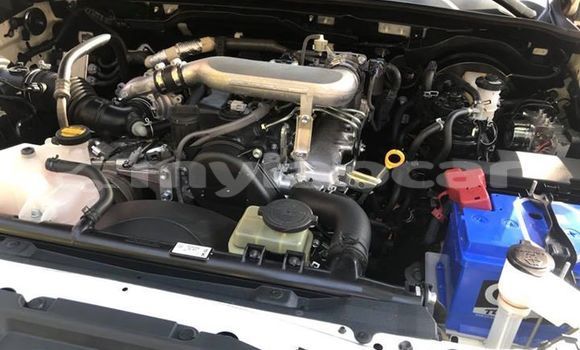 ຊື້ ໃຊ້ແລ້ວ Toyota Hilux White ລົດ ໃນ Vientiane ໃນ Vientiane Province ຊື້ ໃຊ້ແລ້ວ Toyota Hilux White ລົດ ໃນ Vientiane ໃນ Vientiane Province