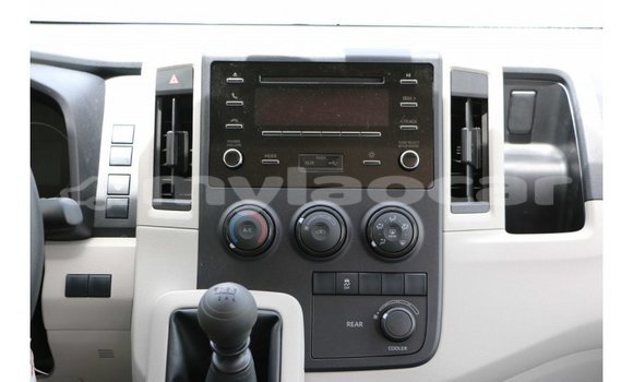Buy Import Toyota Hiace White Car in Import - Dubai in Attapeu Province Buy Import Toyota Hiace White Car in Import - Dubai in Attapeu Province