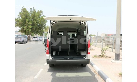 Buy Import Toyota Hiace White Car in Import - Dubai in Attapeu Province Buy Import Toyota Hiace White Car in Import - Dubai in Attapeu Province