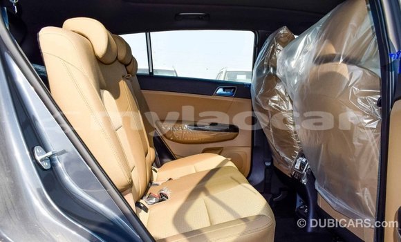 Buy Import Kia Sportage Other Car in Import - Dubai in Attapeu Province Buy Import Kia Sportage Other Car in Import - Dubai in Attapeu Province